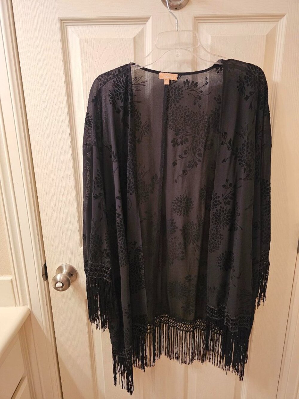 NWOT Takara Large Black Kimono w / Fringe